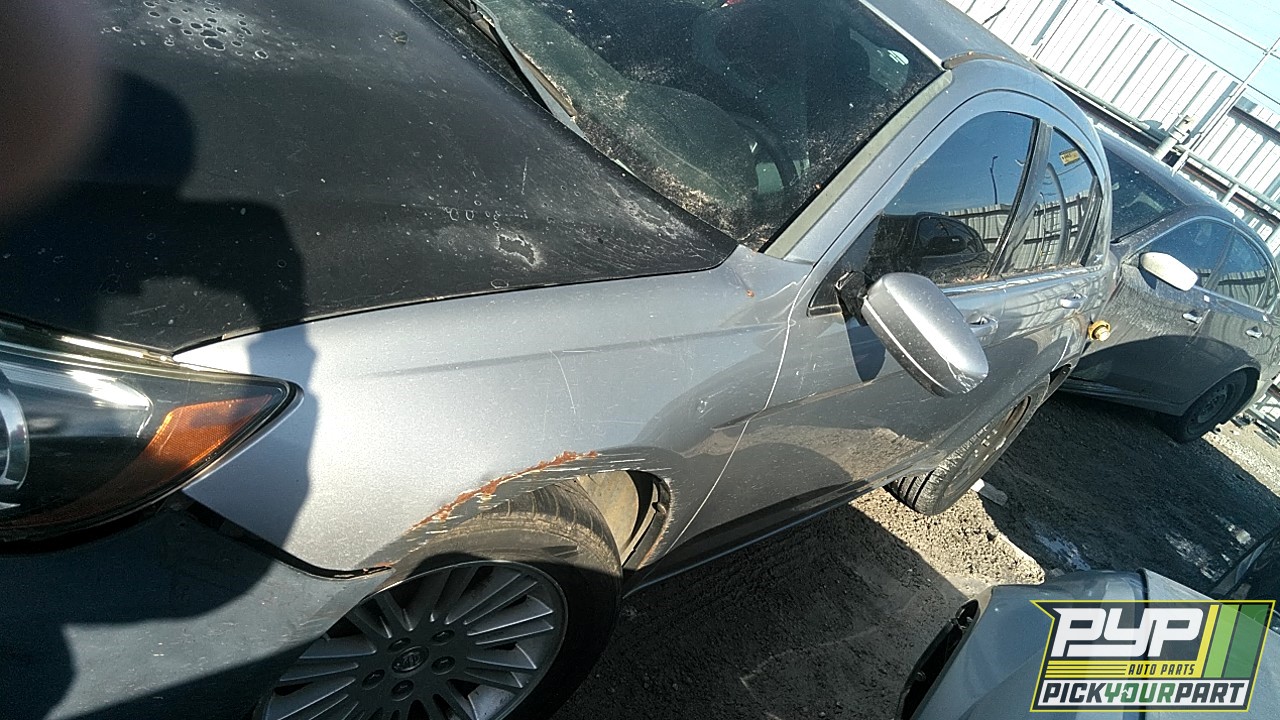 2014 CHRYSLER 200 partes disponibles