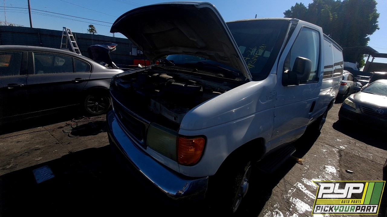2005 FORD E-350 CLUB WAGON available for parts