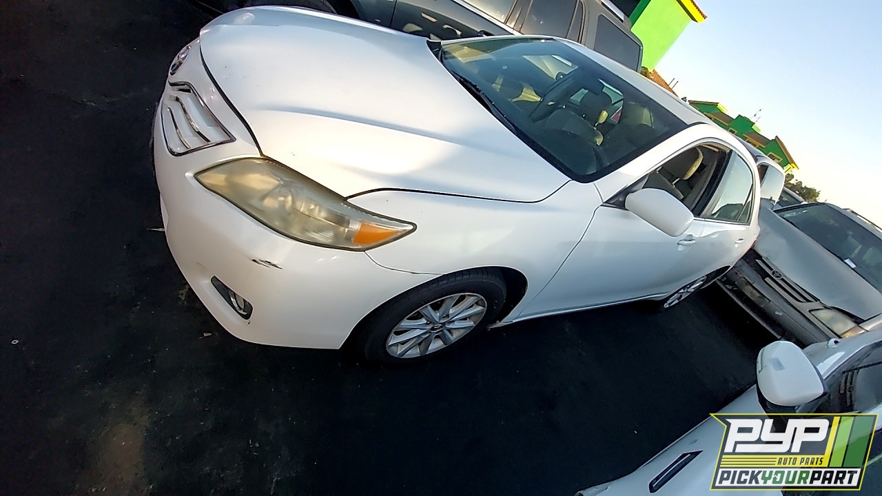 2011 TOYOTA CAMRY partes disponibles
