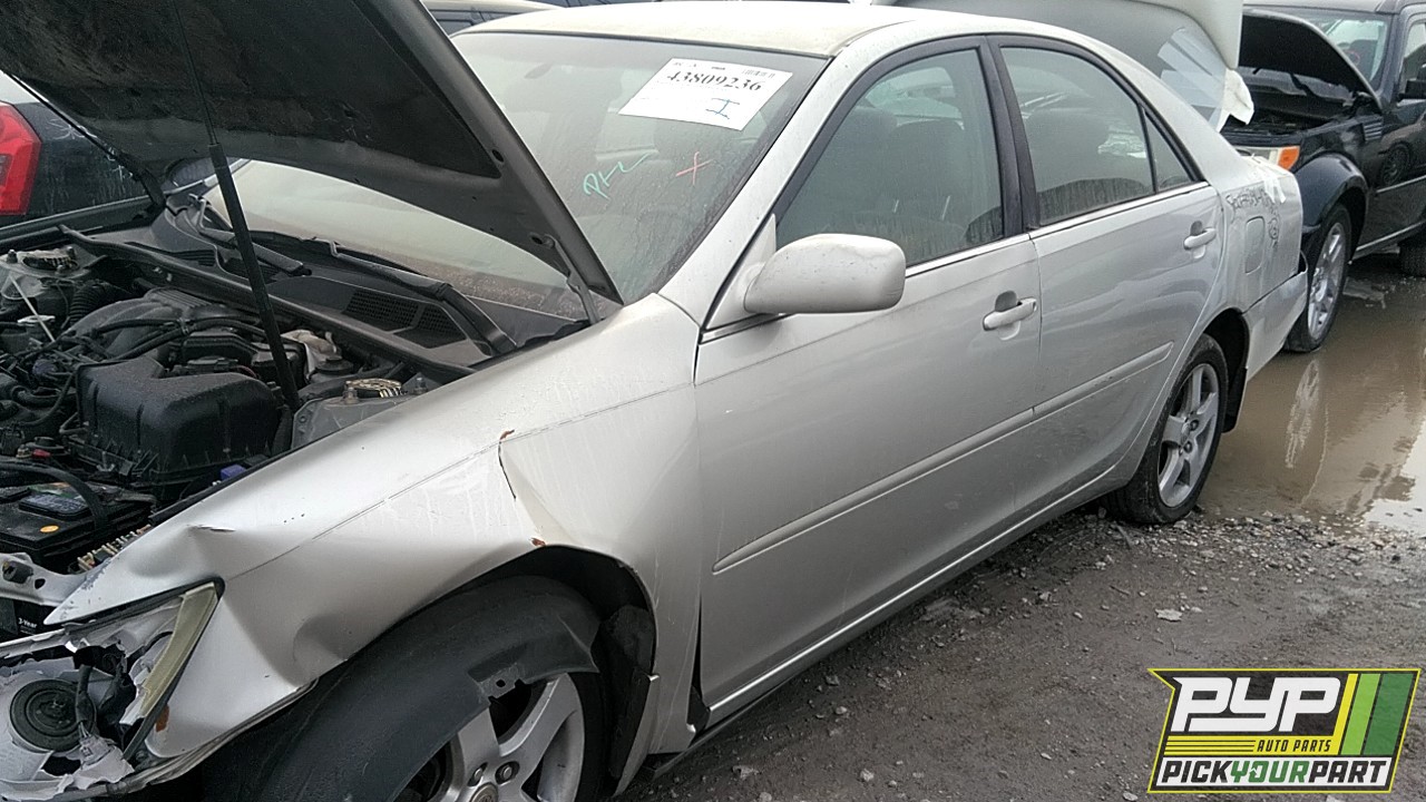2002 TOYOTA CAMRY partes disponibles