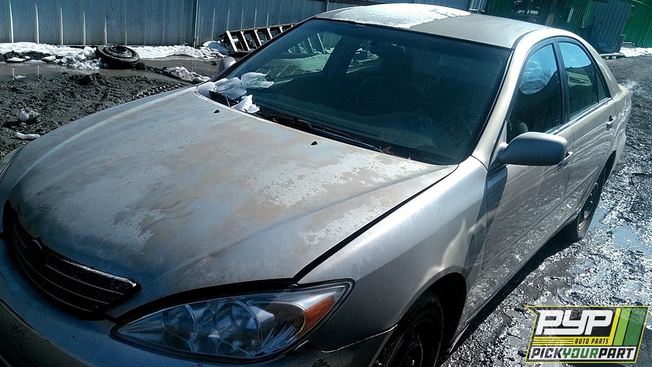 2003 TOYOTA CAMRY partes disponibles