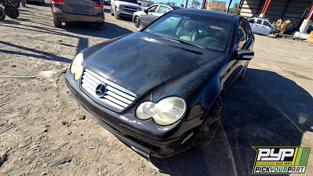 2002 MERCEDES-BENZ C230 partes disponibles