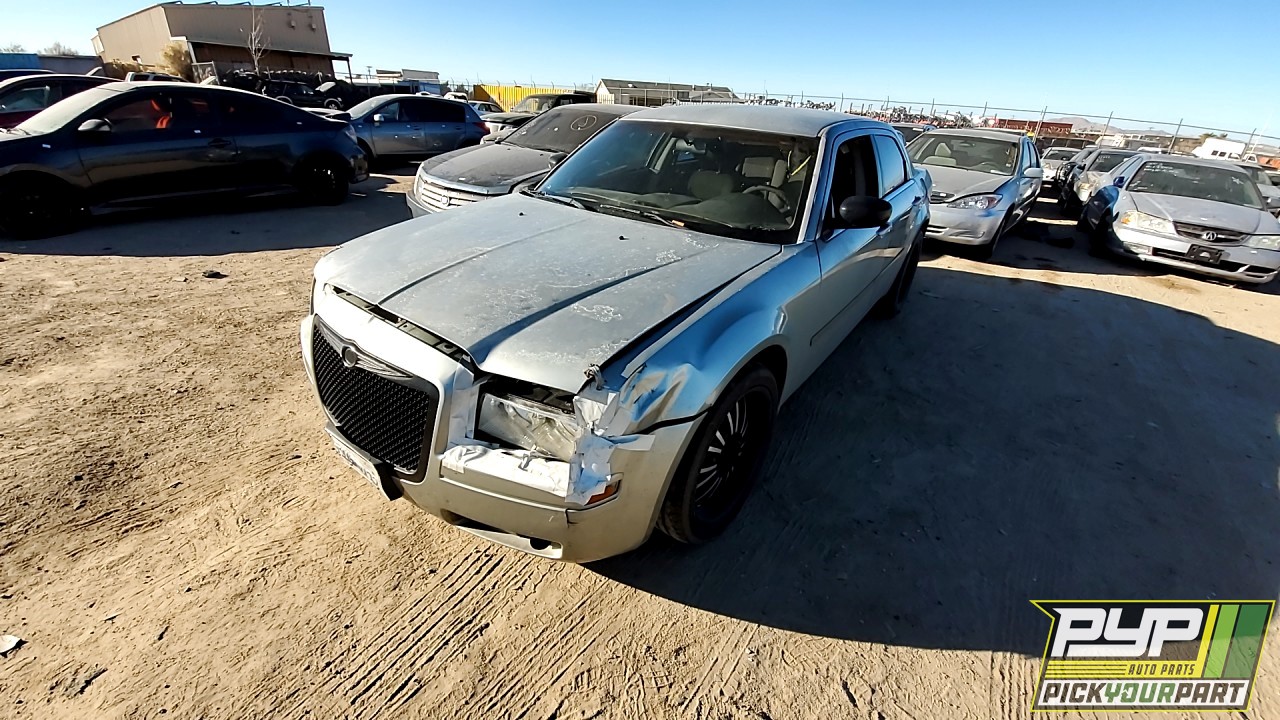 2005 CHRYSLER 300 partes disponibles