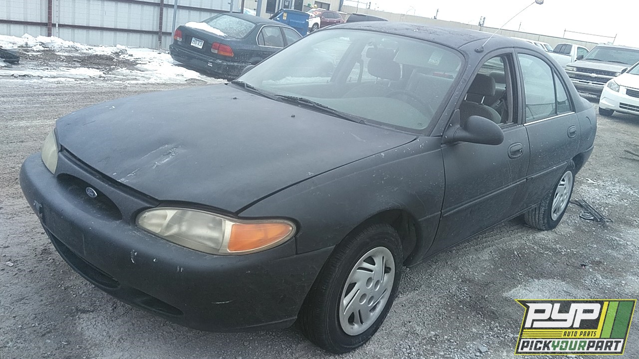 2001 FORD ESCORT partes disponibles