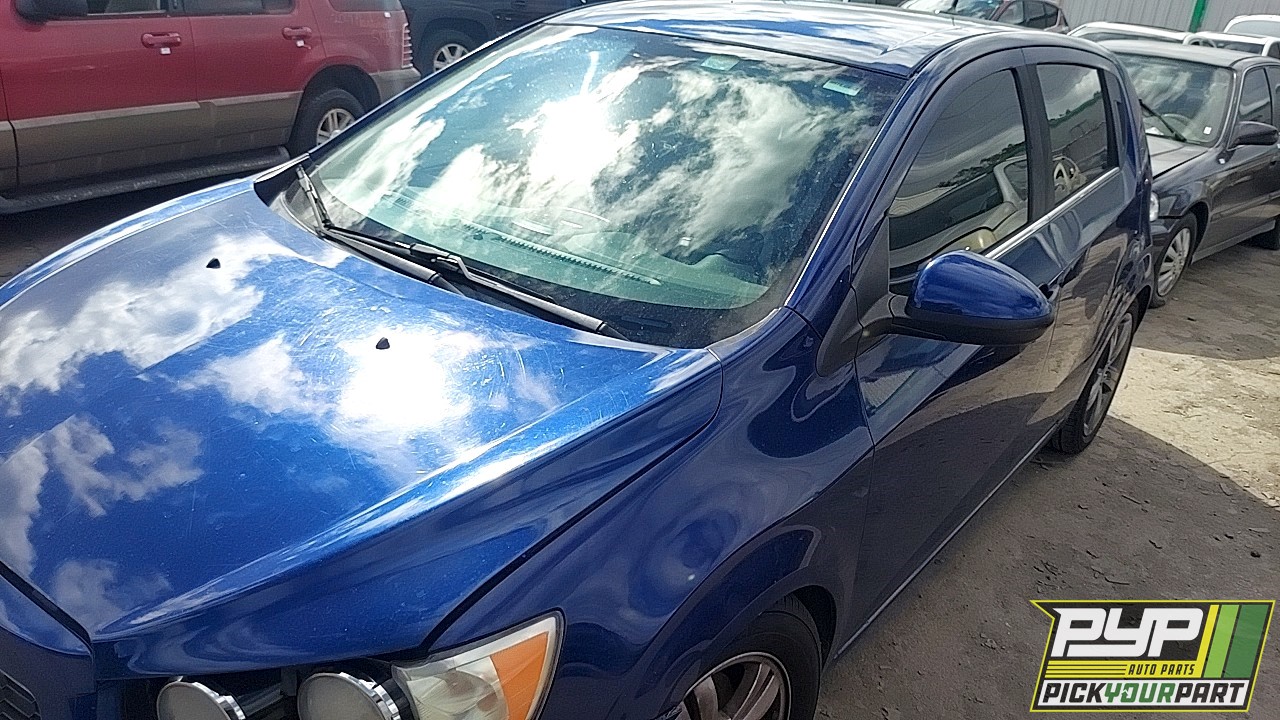 2013 CHEVROLET SONIC partes disponibles