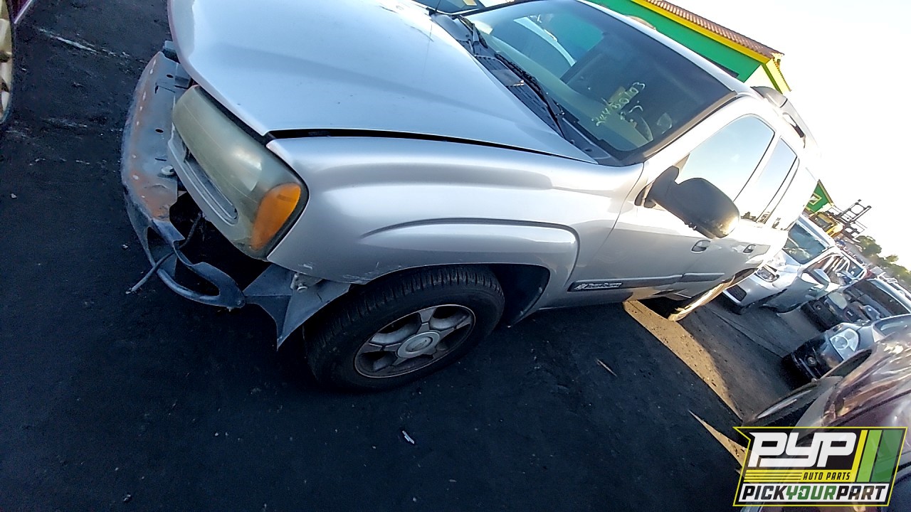2004 CHEVROLET TRAILBLAZER EXT available for parts