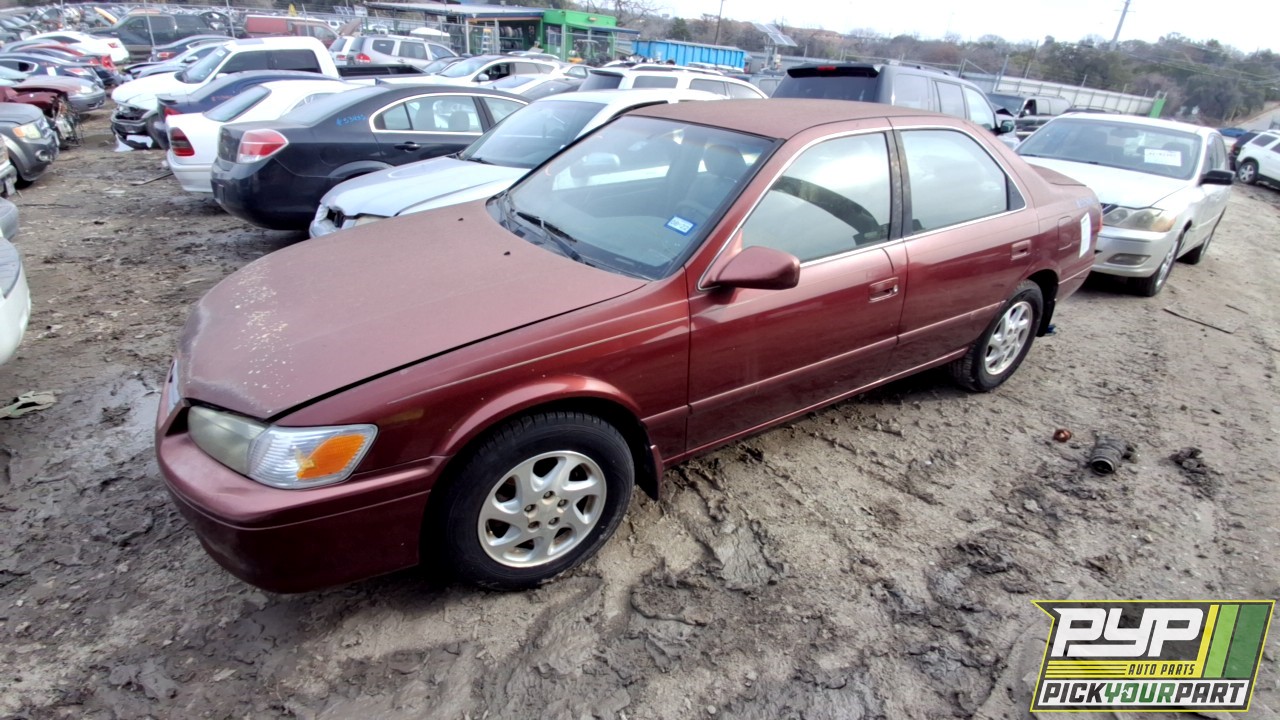 2001 TOYOTA CAMRY available for parts