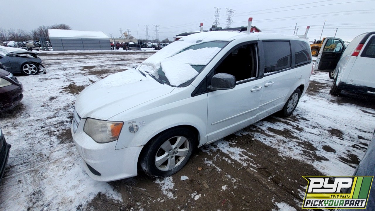 2014 DODGE GRAND CARAVAN available for parts