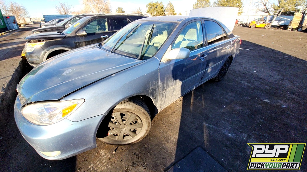 2003 TOYOTA CAMRY partes disponibles