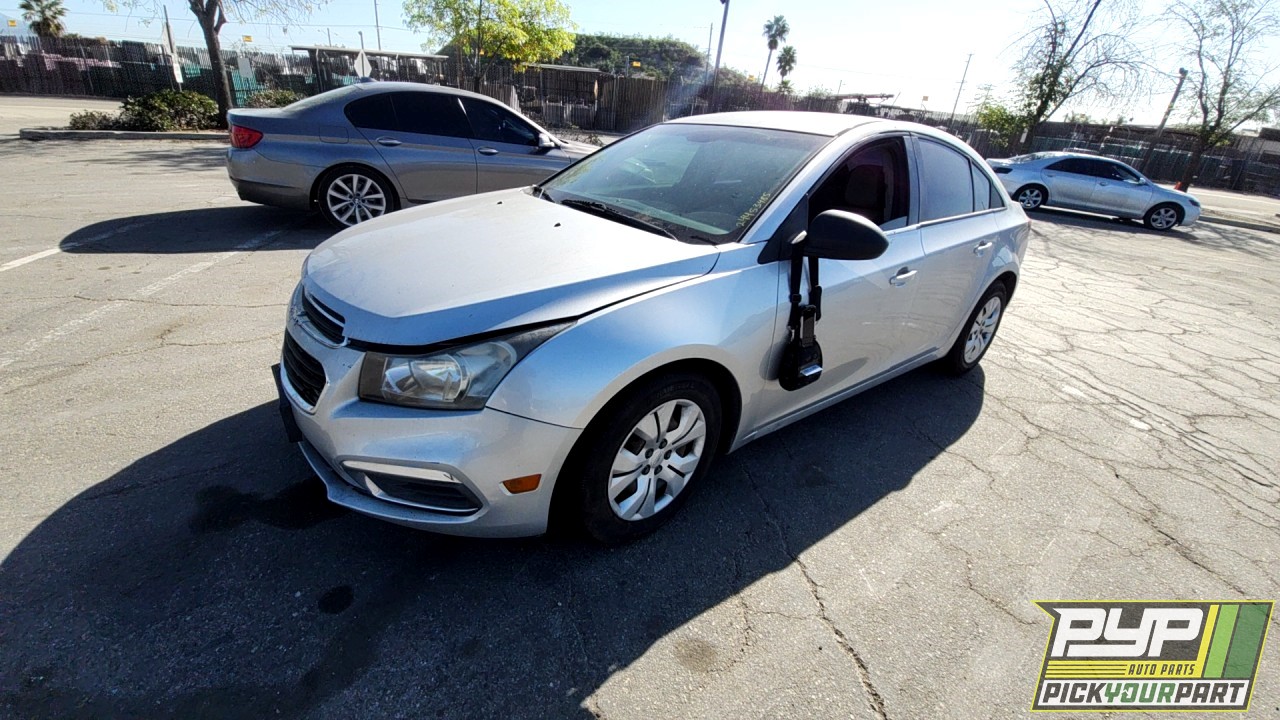 2015 CHEVROLET CRUZE partes disponibles