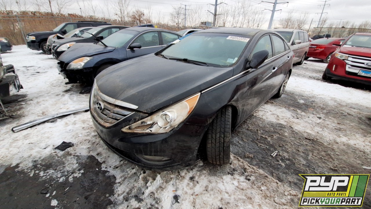 2011 HYUNDAI SONATA available for parts