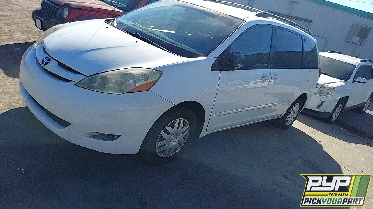 2007 TOYOTA SIENNA available for parts