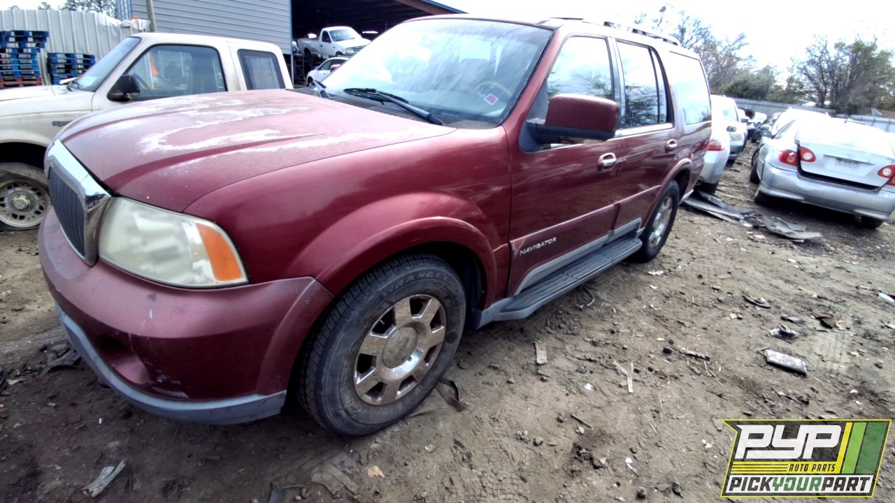 2004 LINCOLN NAVIGATOR available for parts