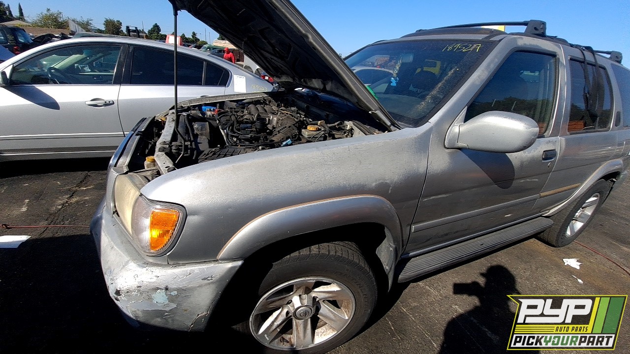 2003 NISSAN PATHFINDER partes disponibles