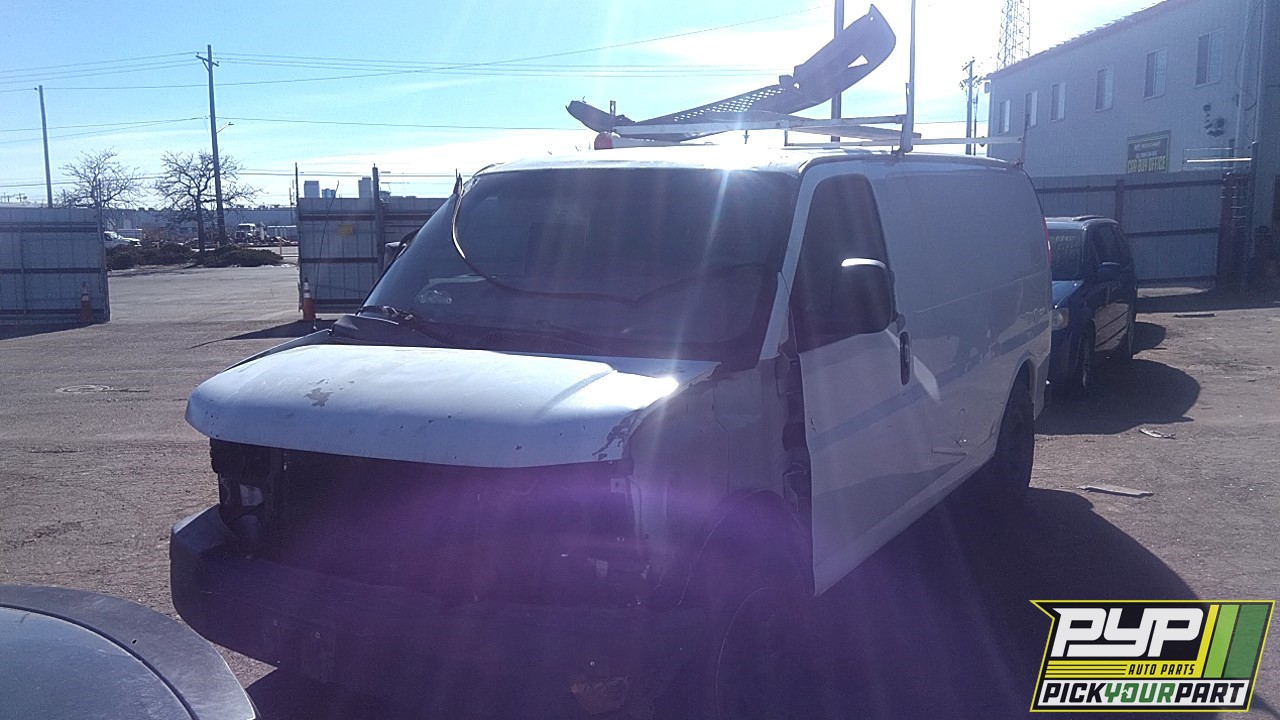 2013 CHEVROLET EXPRESS 1500 partes disponibles