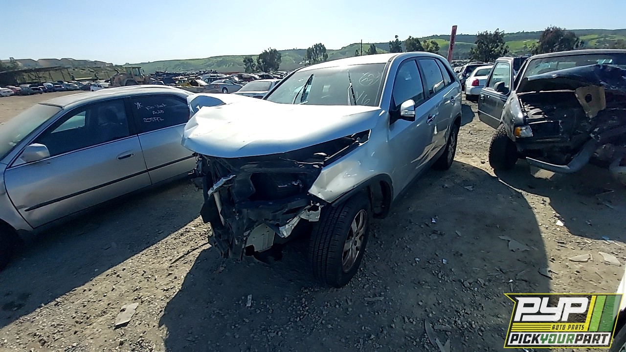 2012 KIA SORENTO available for parts