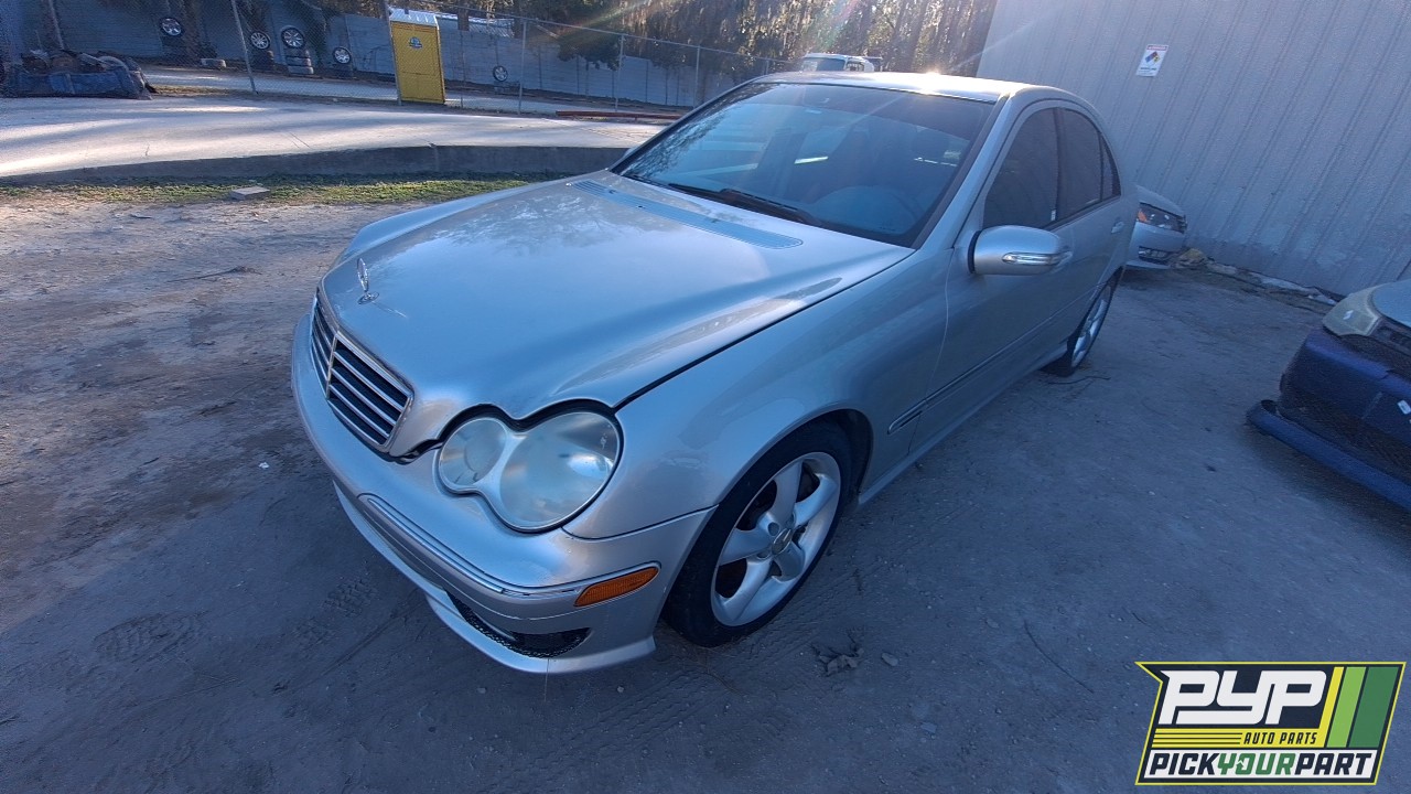 2005 MERCEDES-BENZ C230 partes disponibles