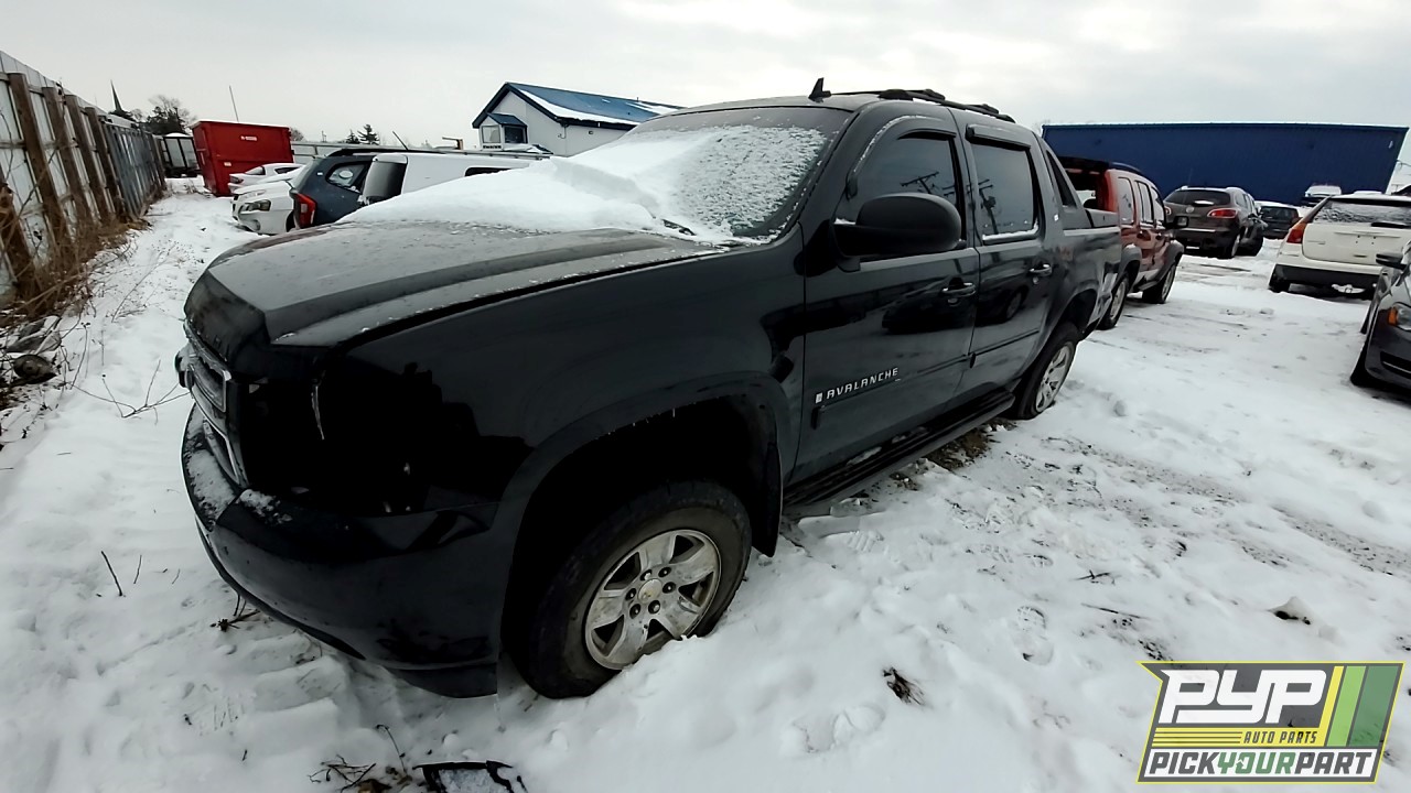 2007 CHEVROLET AVALANCHE available for parts