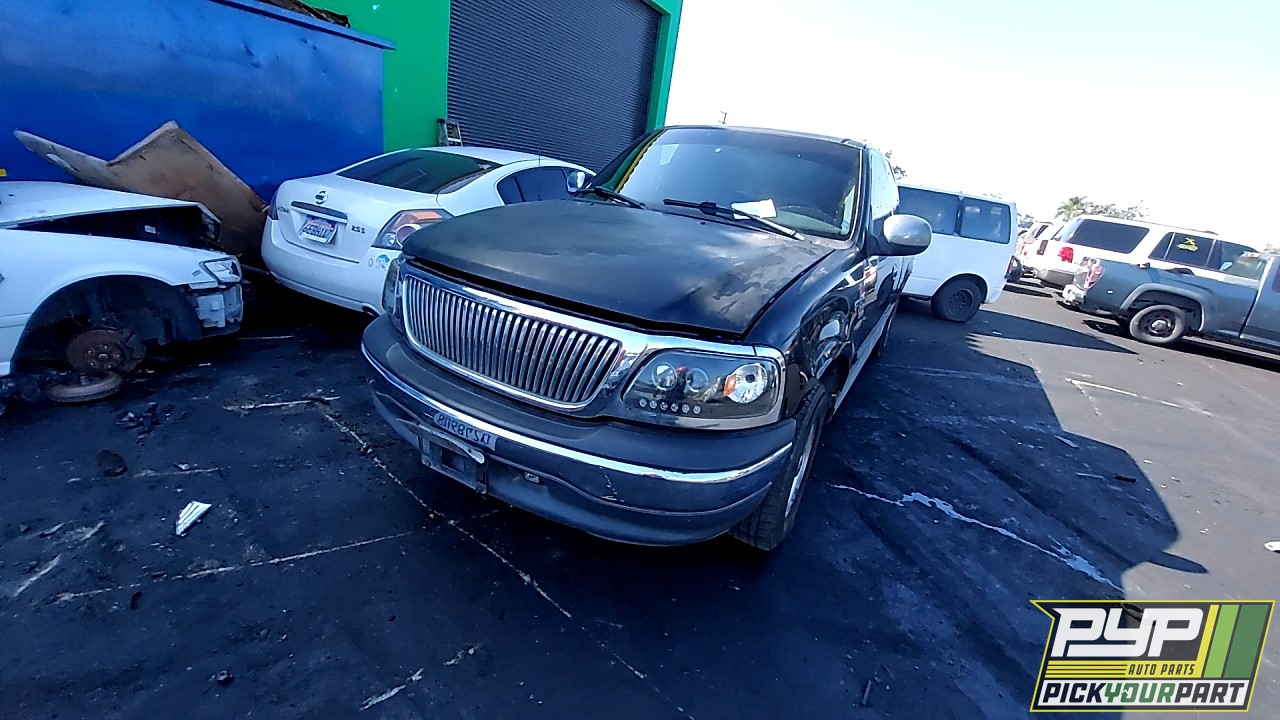 2000 FORD F-150 available for parts