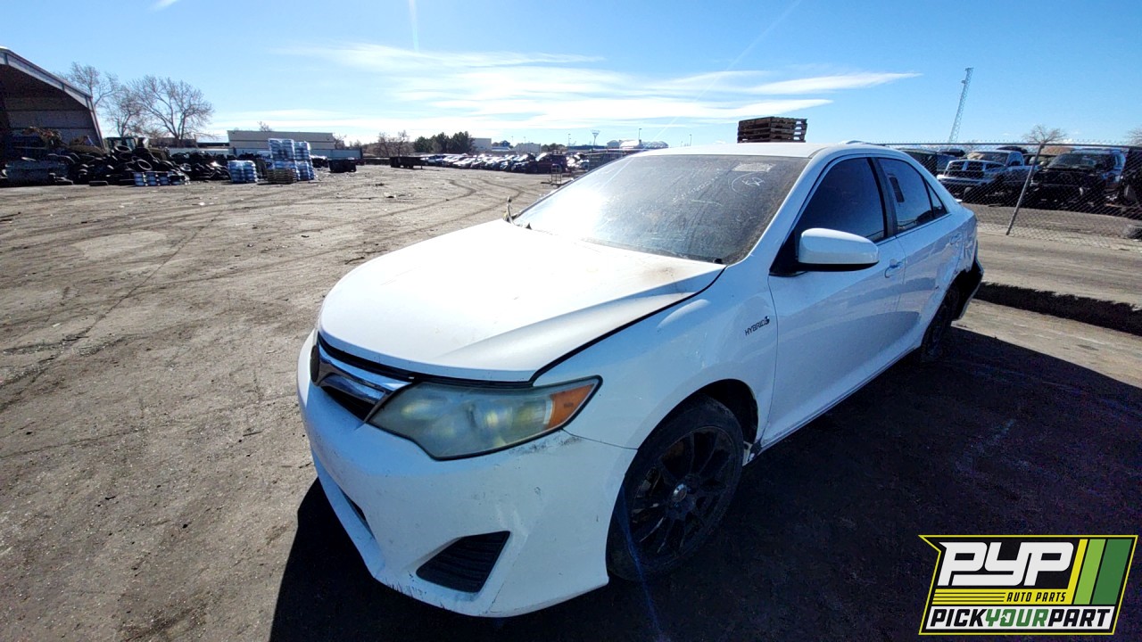 2013 TOYOTA CAMRY available for parts
