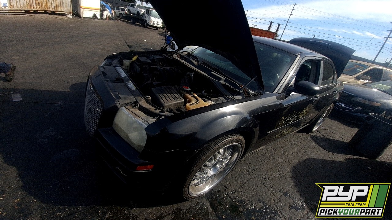 2006 CHRYSLER 300 partes disponibles