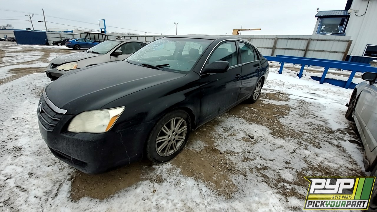 2005 TOYOTA AVALON available for parts