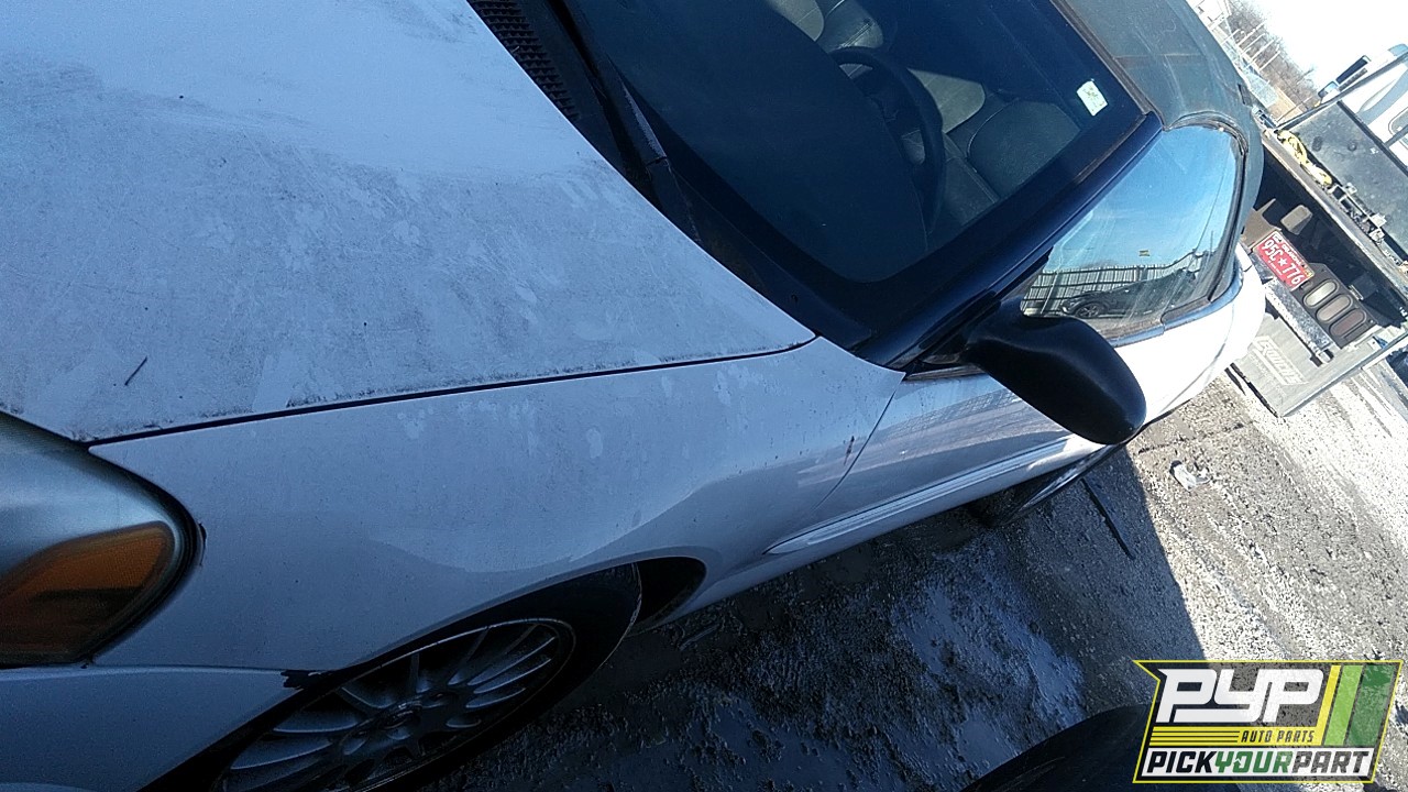 2004 CHRYSLER SEBRING partes disponibles