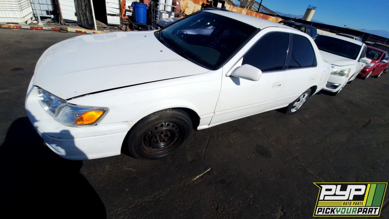 2000 TOYOTA CAMRY partes disponibles