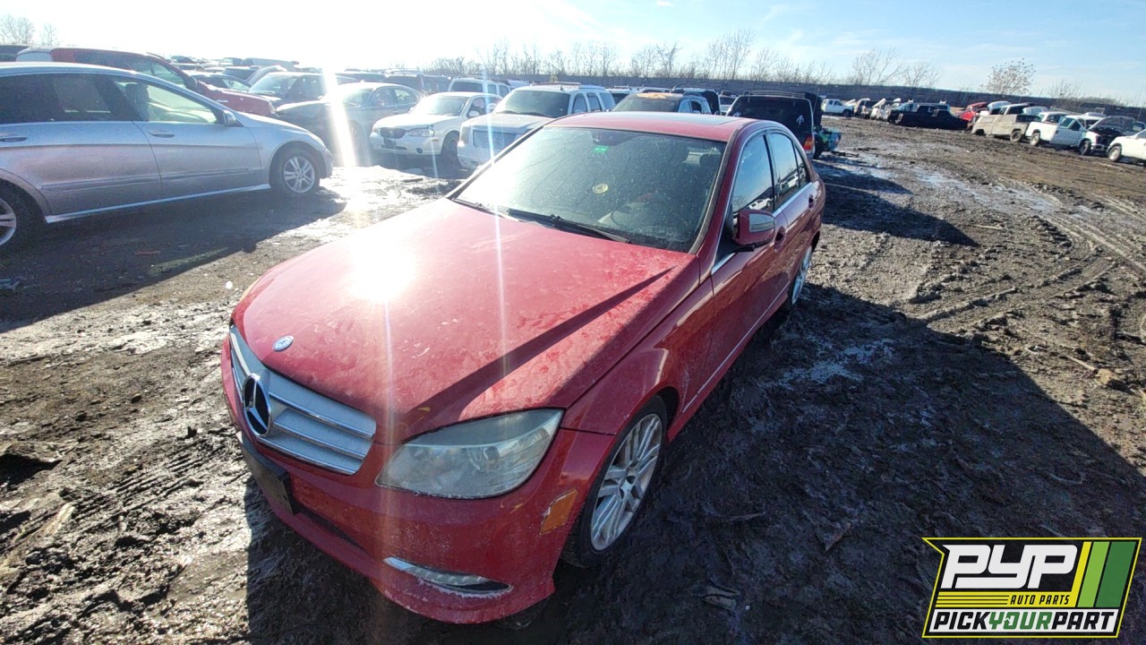 2009 MERCEDES-BENZ C300 partes disponibles