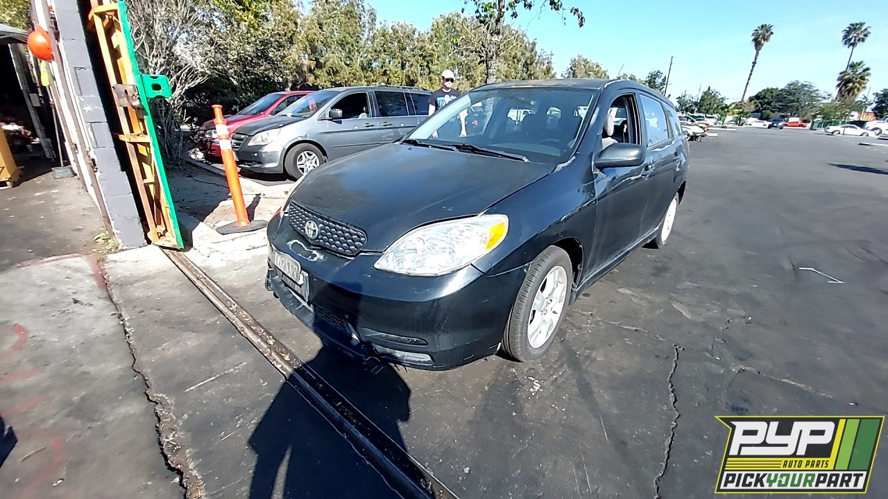 2004 TOYOTA MATRIX available for parts