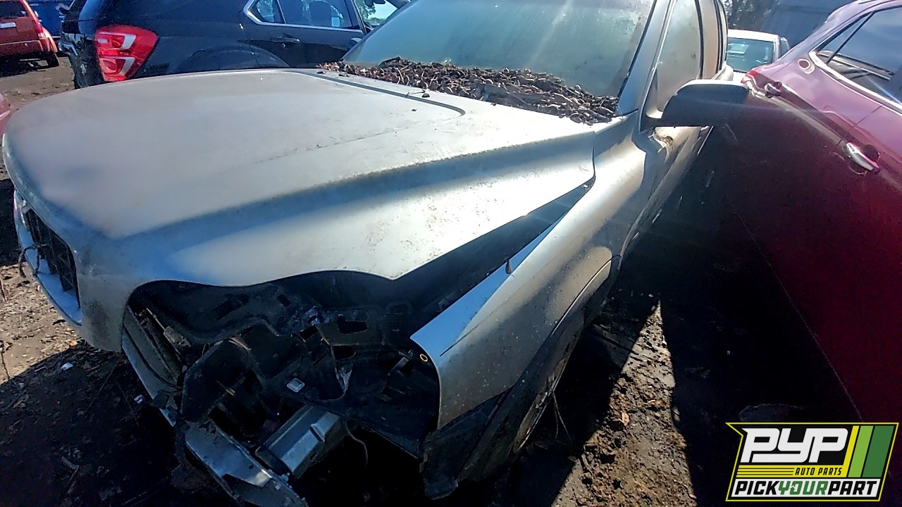 2003 VOLVO XC90 partes disponibles