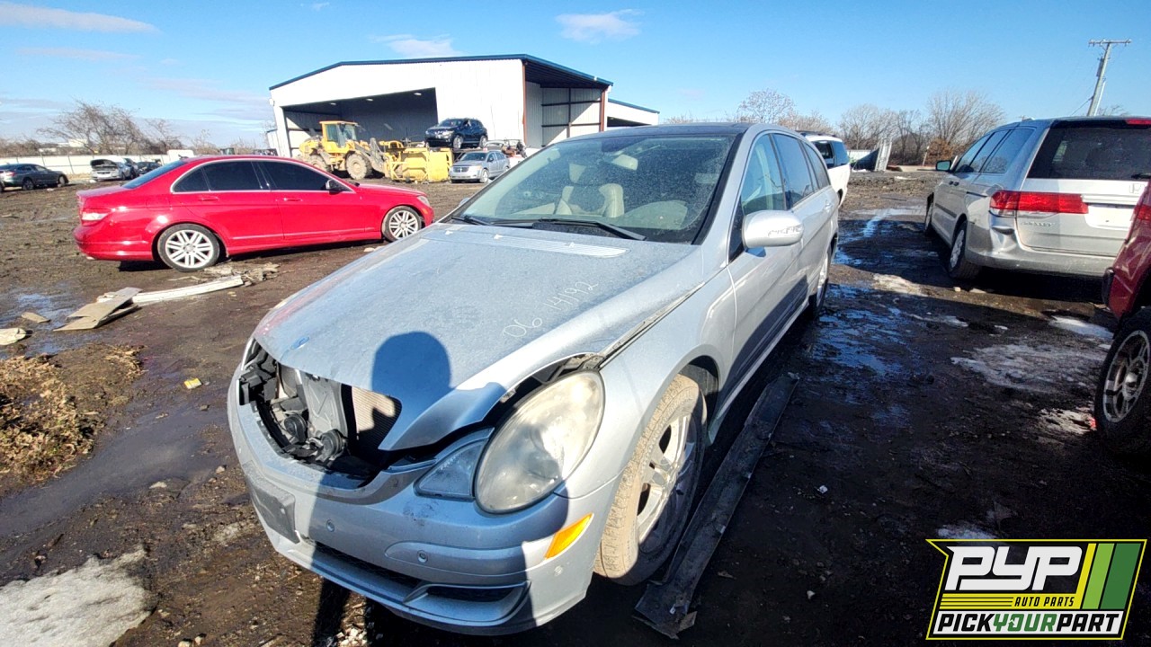 2006 MERCEDES-BENZ R500 partes disponibles