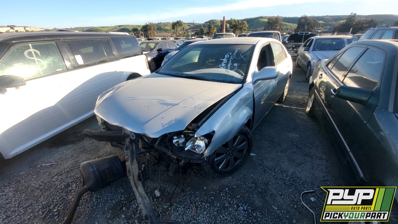 2006 TOYOTA AVALON available for parts