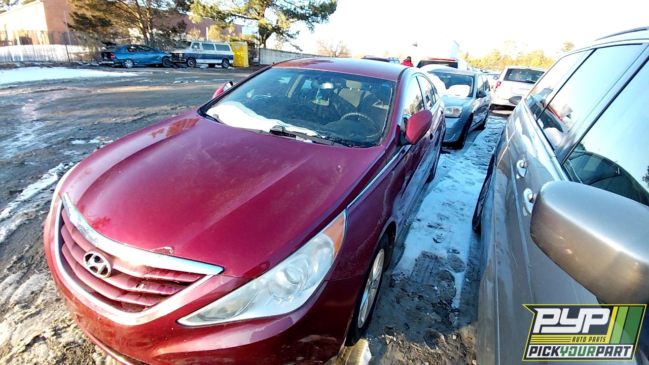 2013 HYUNDAI SONATA available for parts