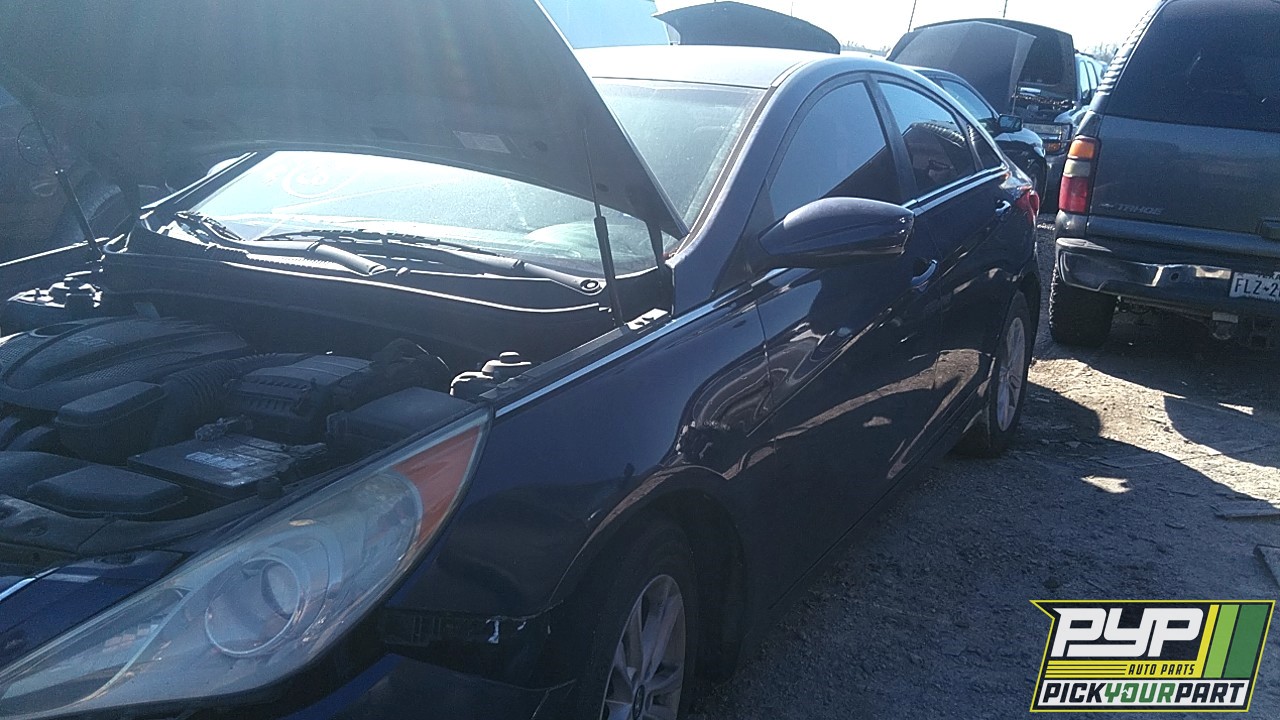 2013 HYUNDAI SONATA available for parts