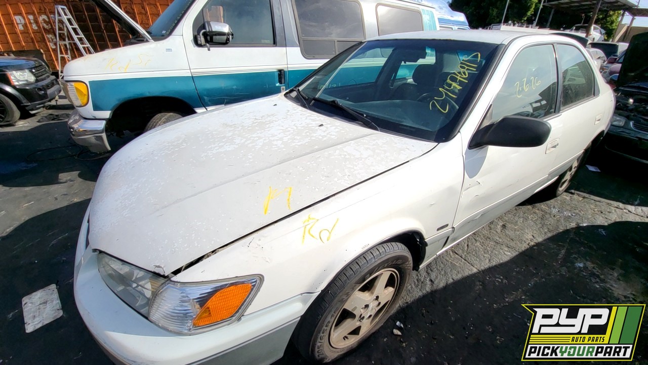 2001 TOYOTA CAMRY partes disponibles