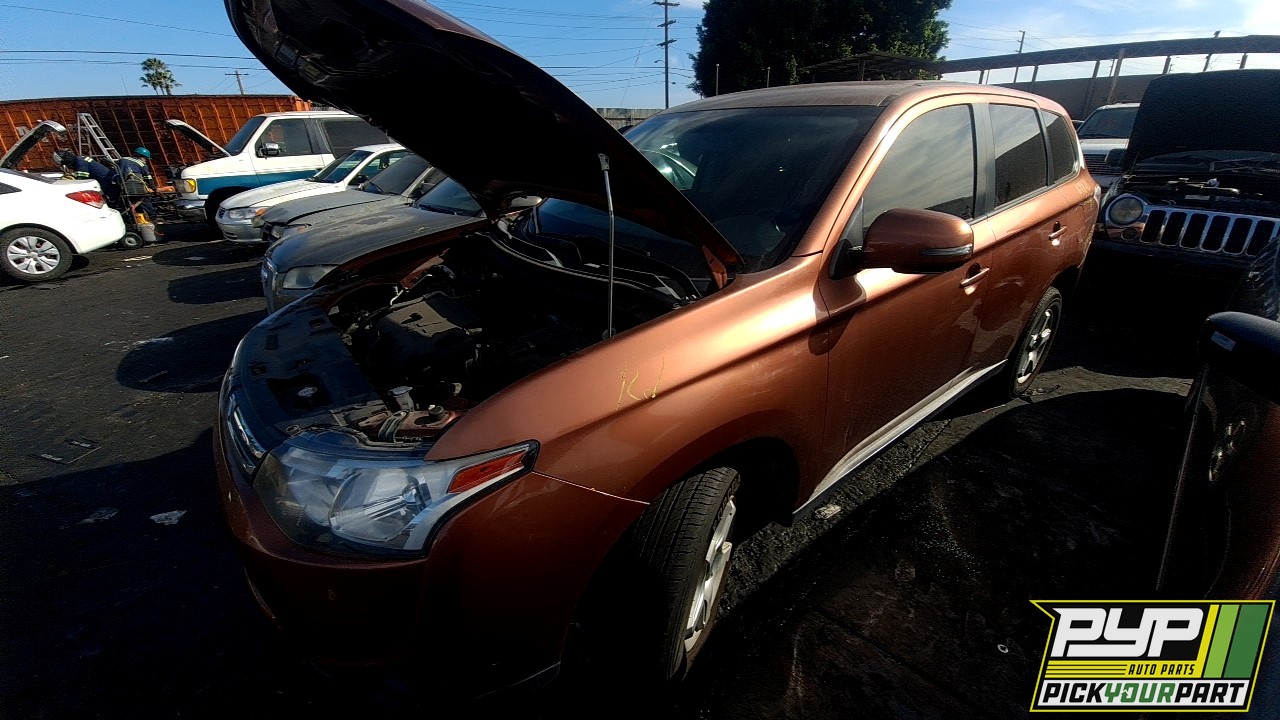 2014 MITSUBISHI OUTLANDER available for parts