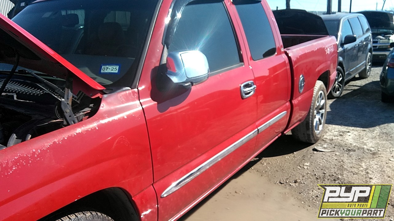 2002 GMC SIERRA 1500 available for parts