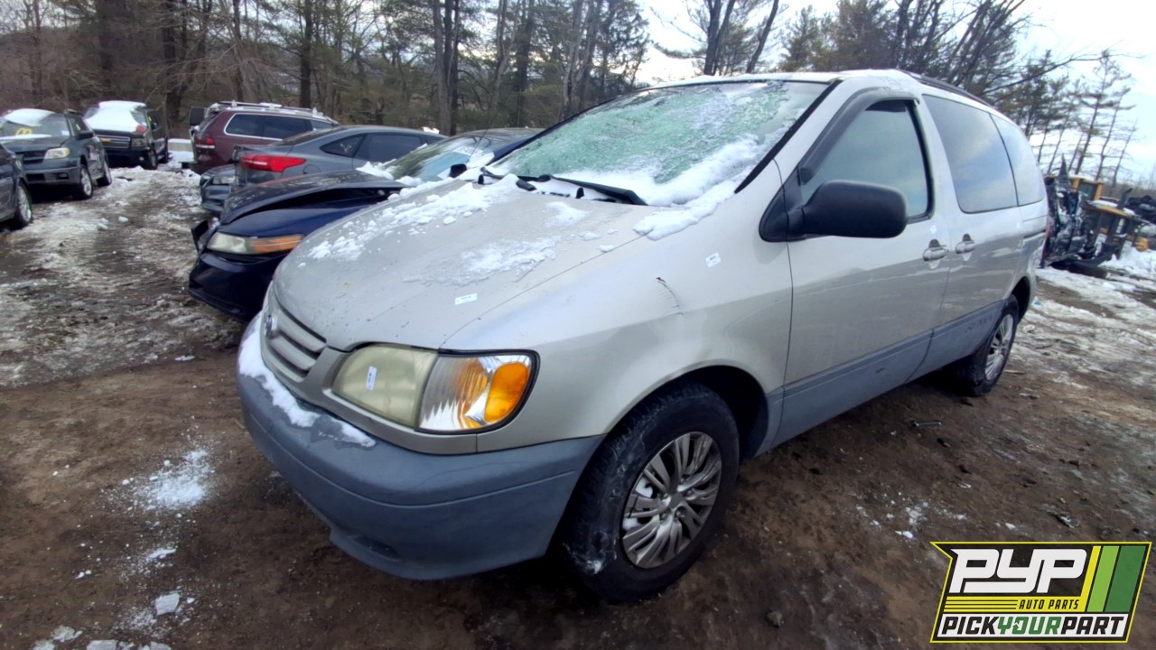 2002 TOYOTA SIENNA partes disponibles