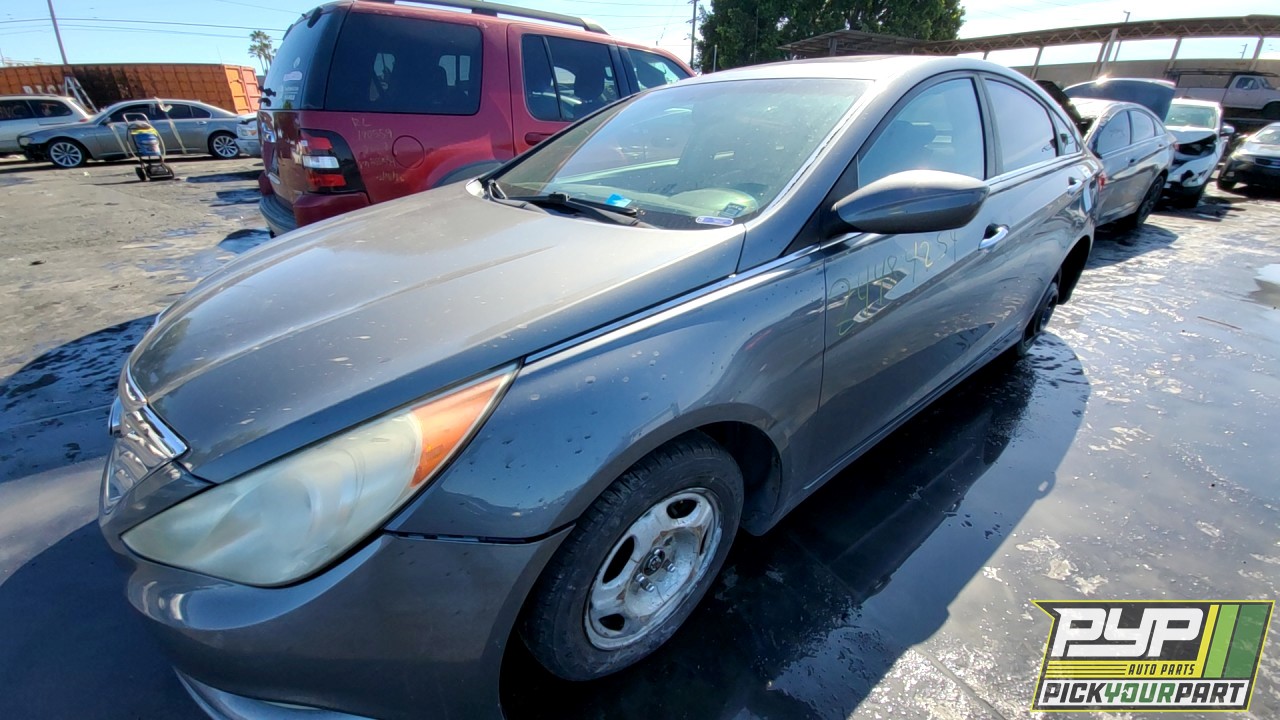2011 HYUNDAI SONATA available for parts