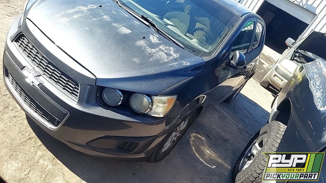 2013 CHEVROLET SONIC partes disponibles