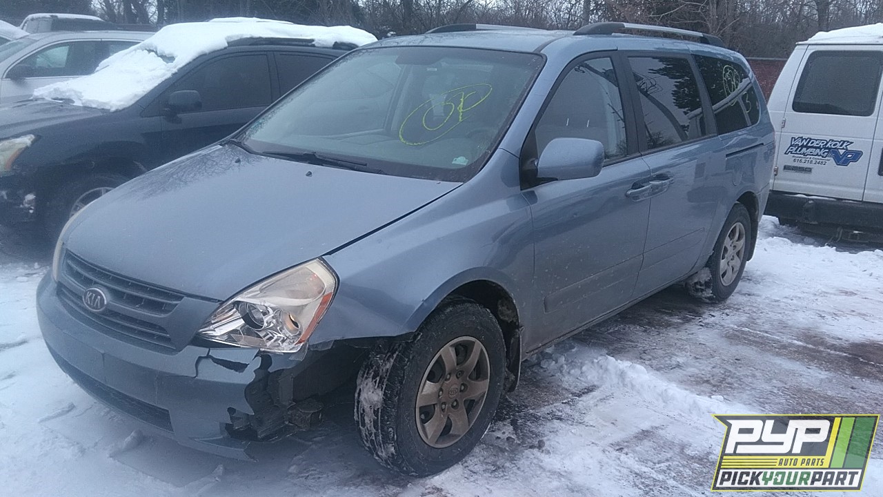 2009 KIA SEDONA available for parts