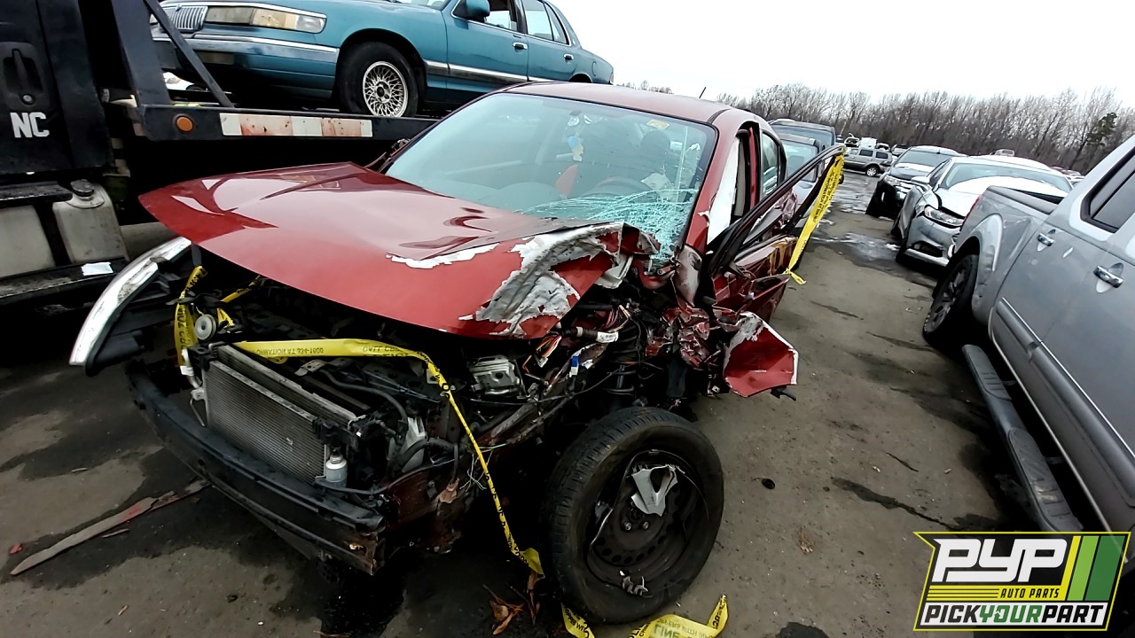 2017 NISSAN VERSA partes disponibles