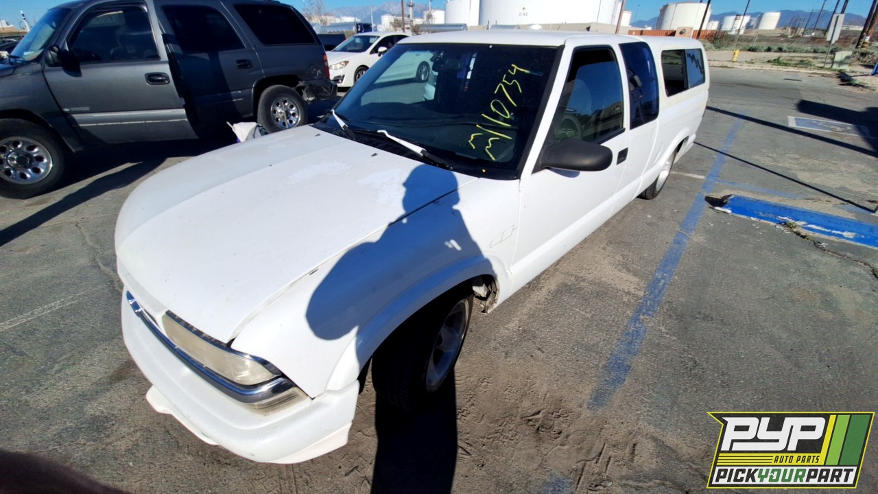 2001 CHEVROLET S10 partes disponibles