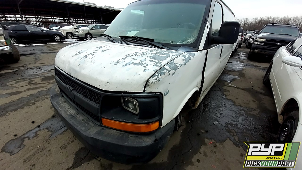 2003 CHEVROLET EXPRESS 2500 partes disponibles
