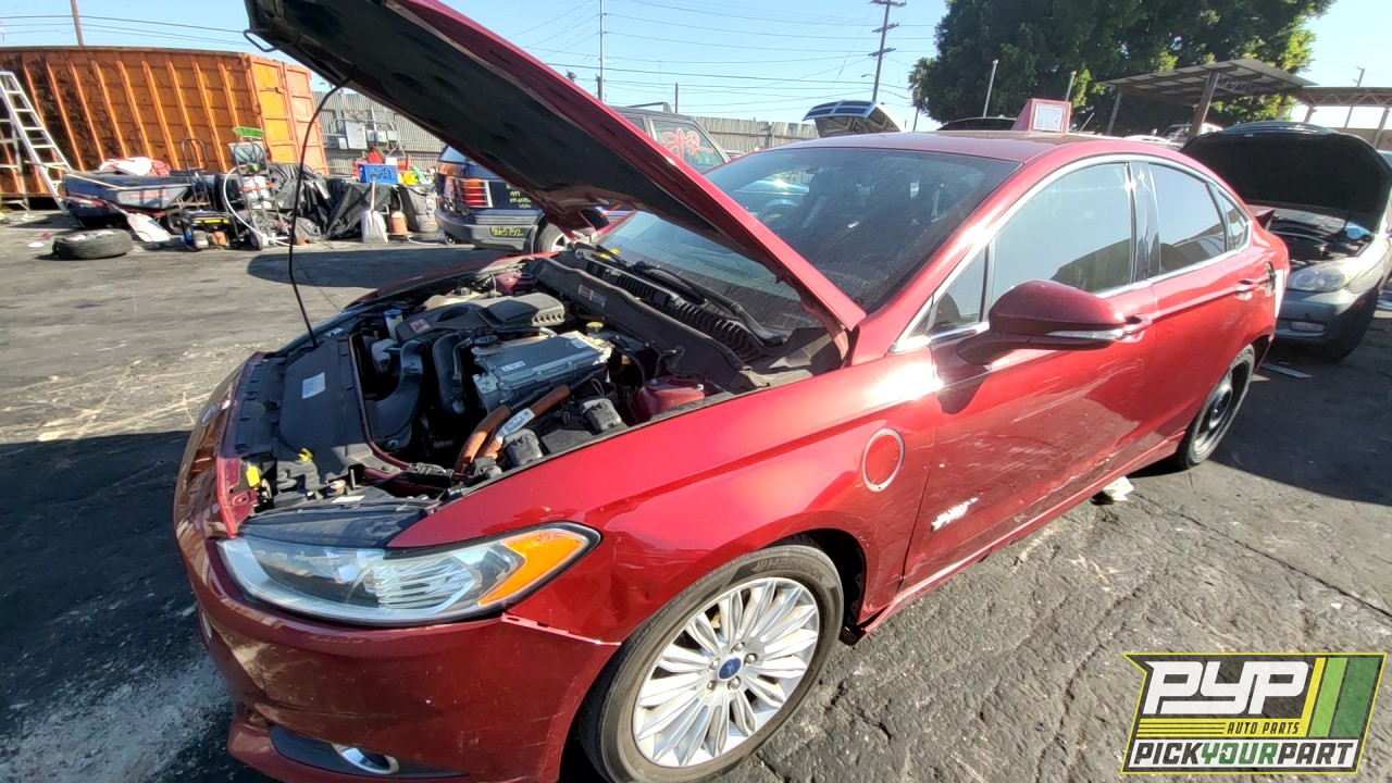 2015 FORD FUSION available for parts