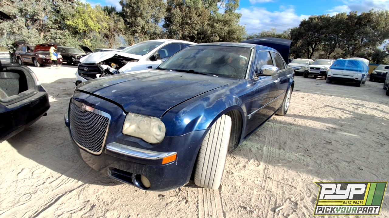 2006 CHRYSLER 300 available for parts
