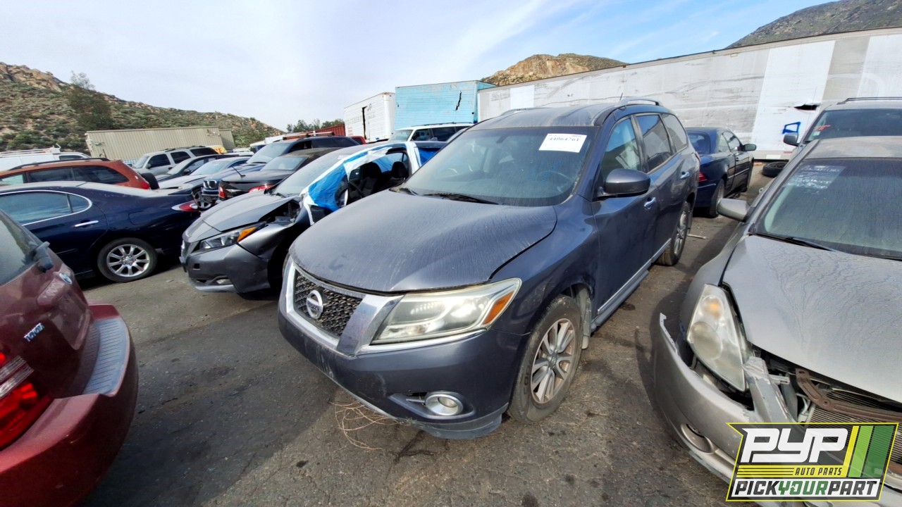 2013 NISSAN PATHFINDER available for parts