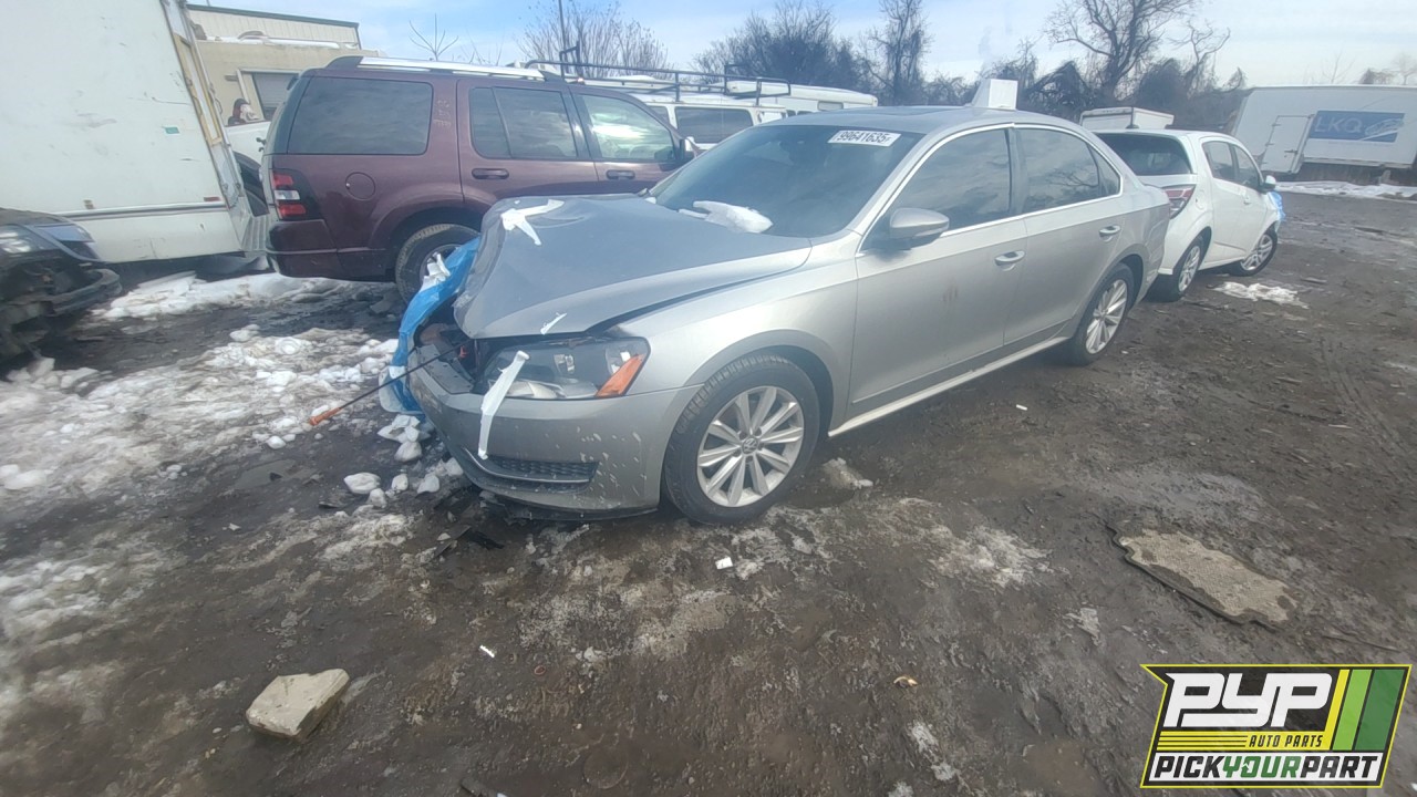 2012 VOLKSWAGEN PASSAT partes disponibles