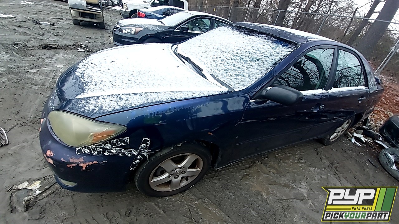 2003 TOYOTA CAMRY partes disponibles